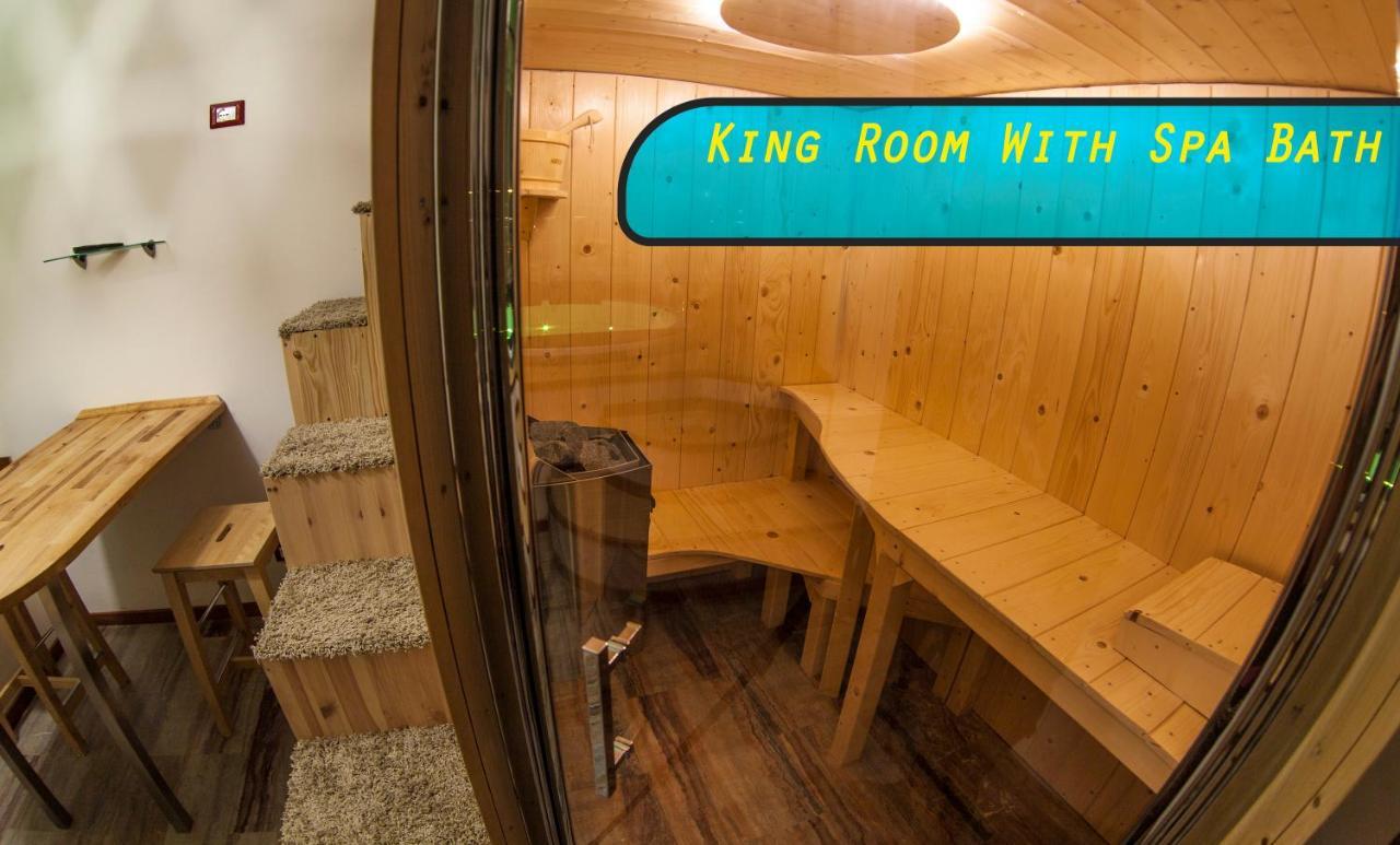 4Roomz Bologna Esterno foto