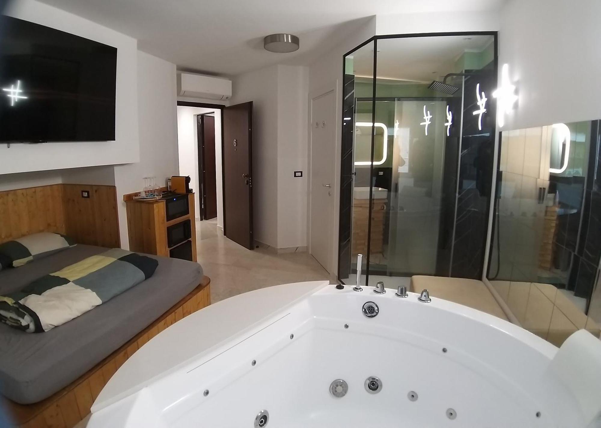4Roomz Bologna Esterno foto